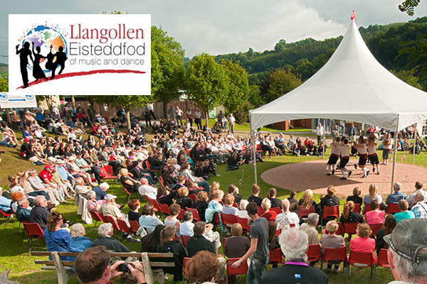 shot of the crowd at the Llangollen Eisteddfod